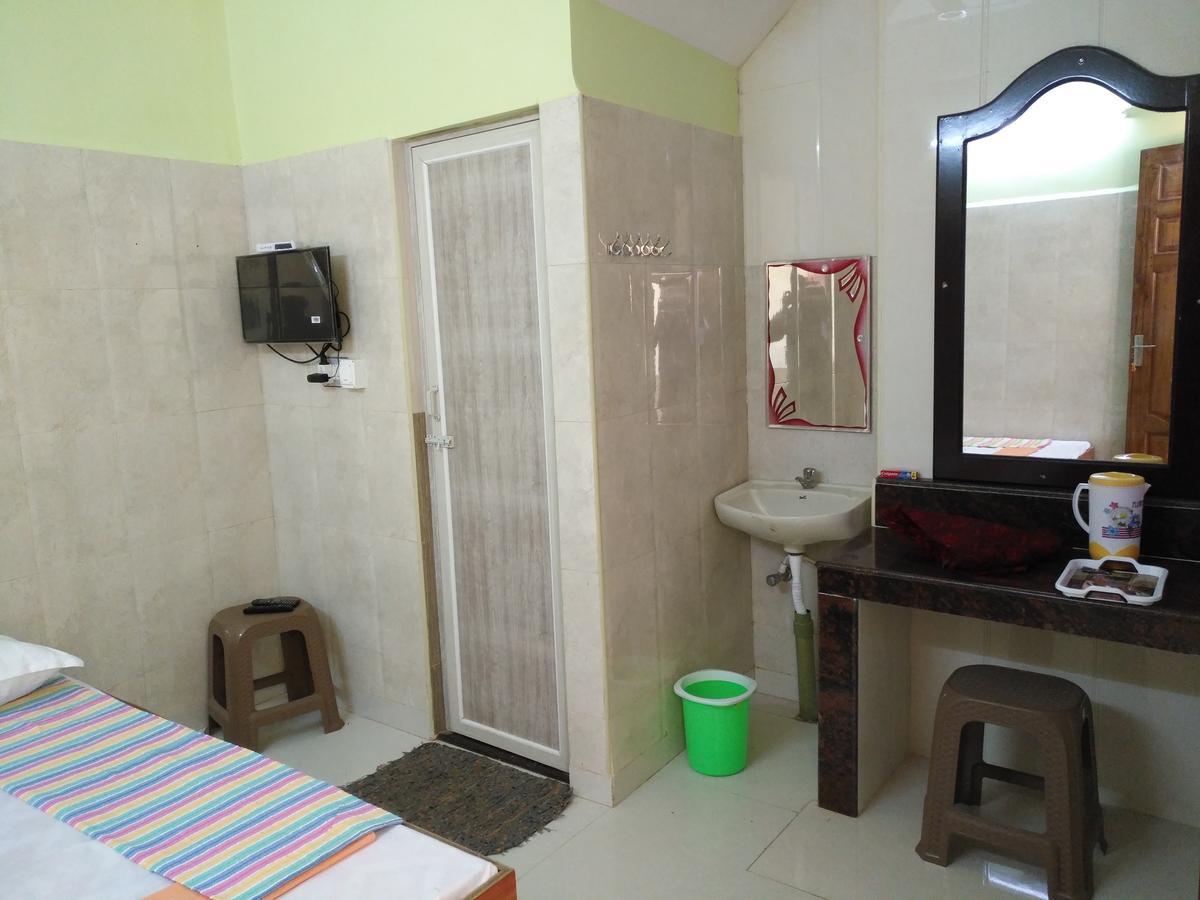 Rehoboth Home Stay Kanyakumari Exterior foto